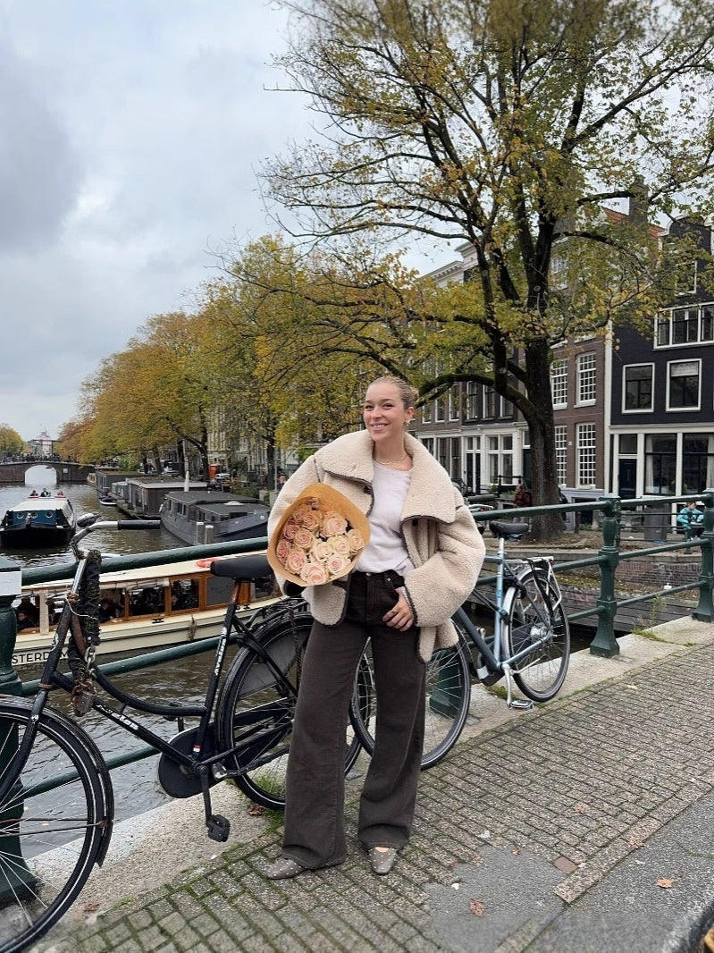 Manteau en peluche à manches longues intégré à grand revers et fourrure